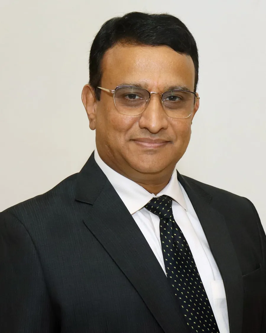 Dr. Naresh P. Hanagodu — Consultant Orthopedic and Joint Replacement Surgeon